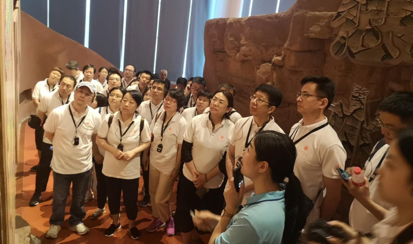 http://news.pku.edu.cn/images/2019-06/b348c9206660472d858a42bf7777b51d.jpeg